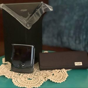 New Motorola razr Second Generation Cell Phone